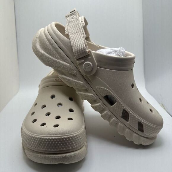 CROCS DUET MAX II CLOGS BEIGE KIDS J6 - NEW - Picture 6 of 7